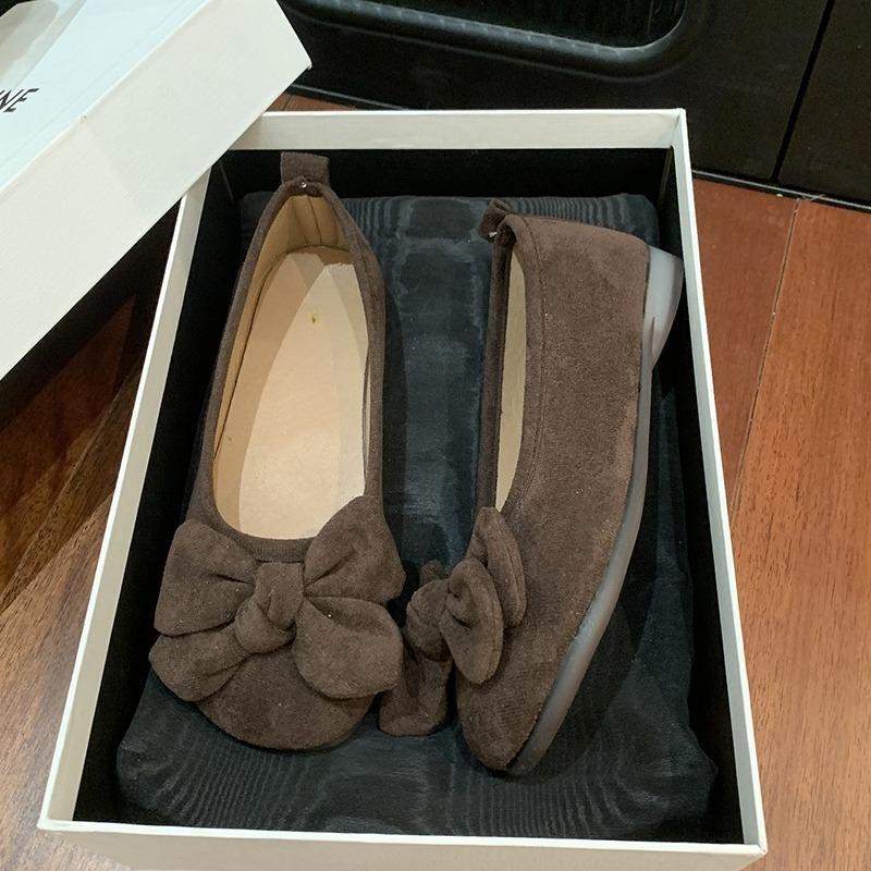 Мода 2025 Балетки с бантом Женская обувь на плоской подошве Дизайнерская замшевая элегантная обувь Осенние новые тренды Модные повседневные кроссовки для ходьбы Zapatillas De Mujer