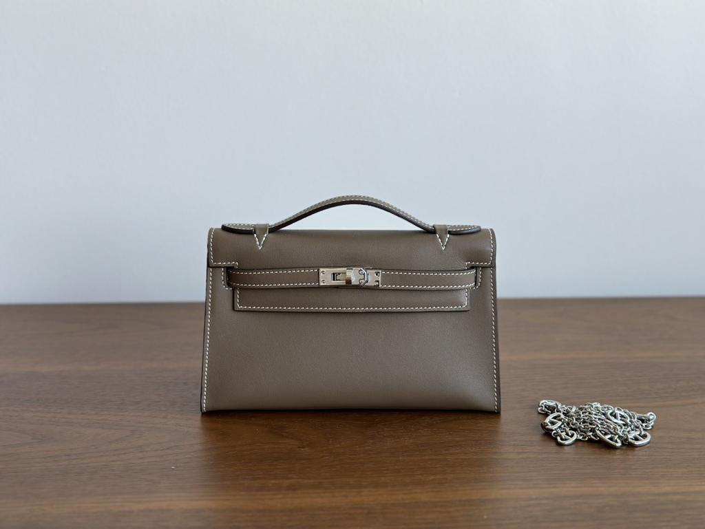 Сумка Модного Поколения Один Кожа Swift Коровья Кожа Кисточка Цепочка Коровья Кожа Женская Сумка Одинарная Ручка Сумка с Верхней Ручкой