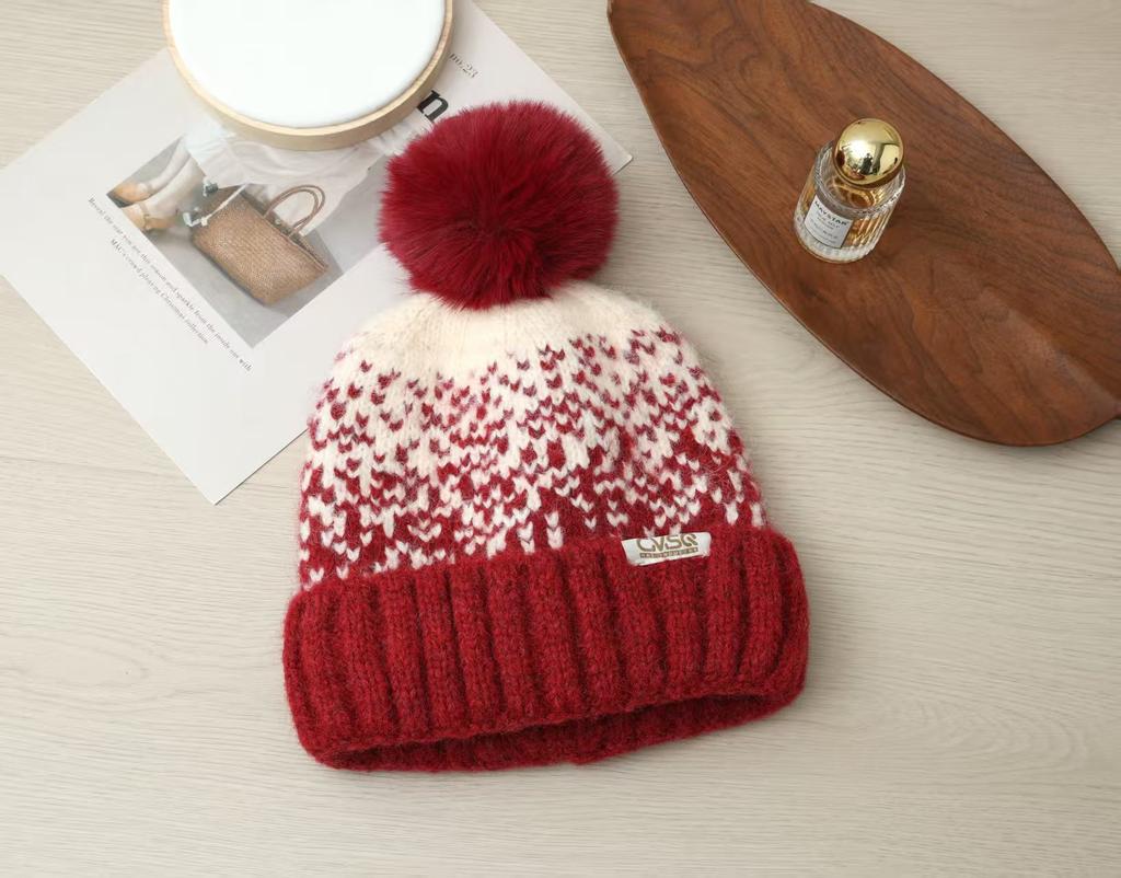 Diandian ear protection knitted hat women's autumn and winter fashion versatile soft waxy lace-up warm wool hat thickened to show small face