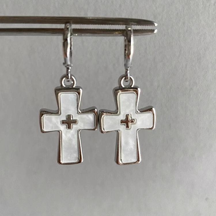 Серьги-пусеты 2025 Ретро Острый Синий Крест: Трендовый, Высококачественный, Универсальный Дизайн для Женщин