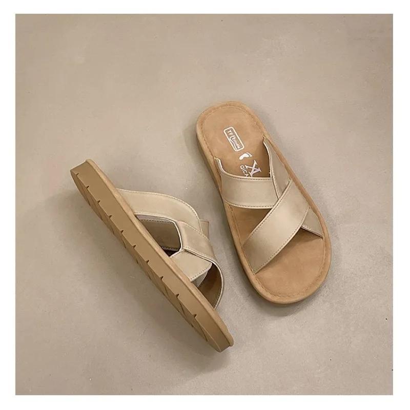 Мода 2024 года, модные хиты продаж, высококачественные летние женские тапочки с открытым носком и плоским каблуком, удобная верхняя одежда, однотонная женская обувь