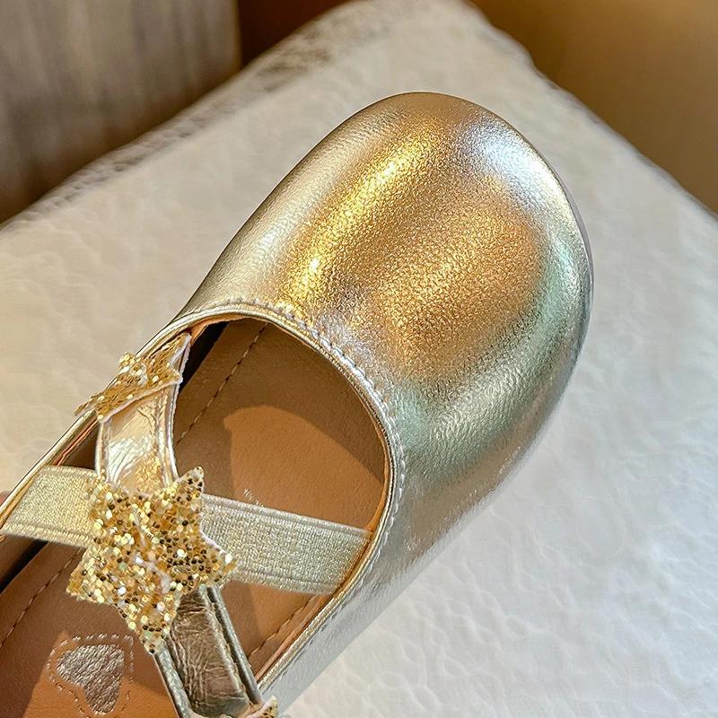 2024 Детские кожаные туфли для девочек, осень, новая мода, стиль принцессы, мягкая подошва, нескользящая, повседневная, танцевальная, вечерняя, шикарная обувь