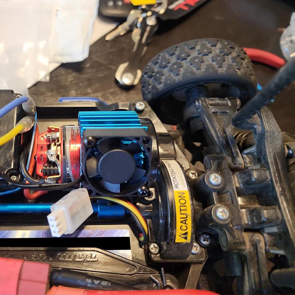 Бесколлекторный двигатель RC Car 380 390 2838 2845 2847 RC Охлаждающий вентилятор Алюминиевая крышка Радиатор с охлаждающим вентилятором для RC автомобиля 1/14 1/16 1/18