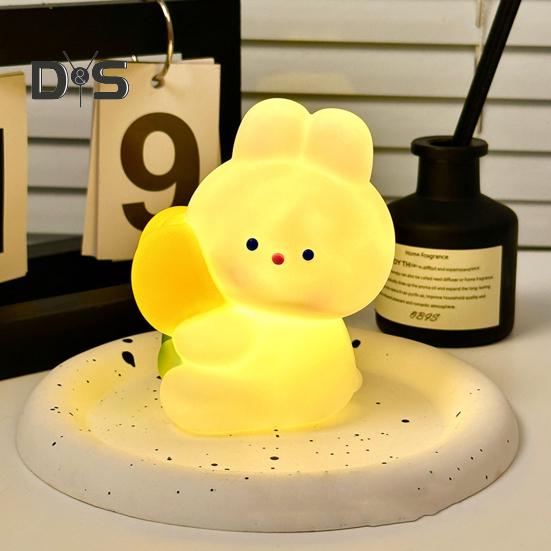 Bear Night Light Cute Silicone Lamp Soft Glow Flicker Free Battery Powered Cartoon LED Bedside Lamp Room Decoration