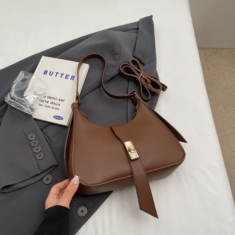 Модная универсальная сезонная однотонная высококачественная сумка подмышкой в иностранном стиле, повседневная сумка через плечо