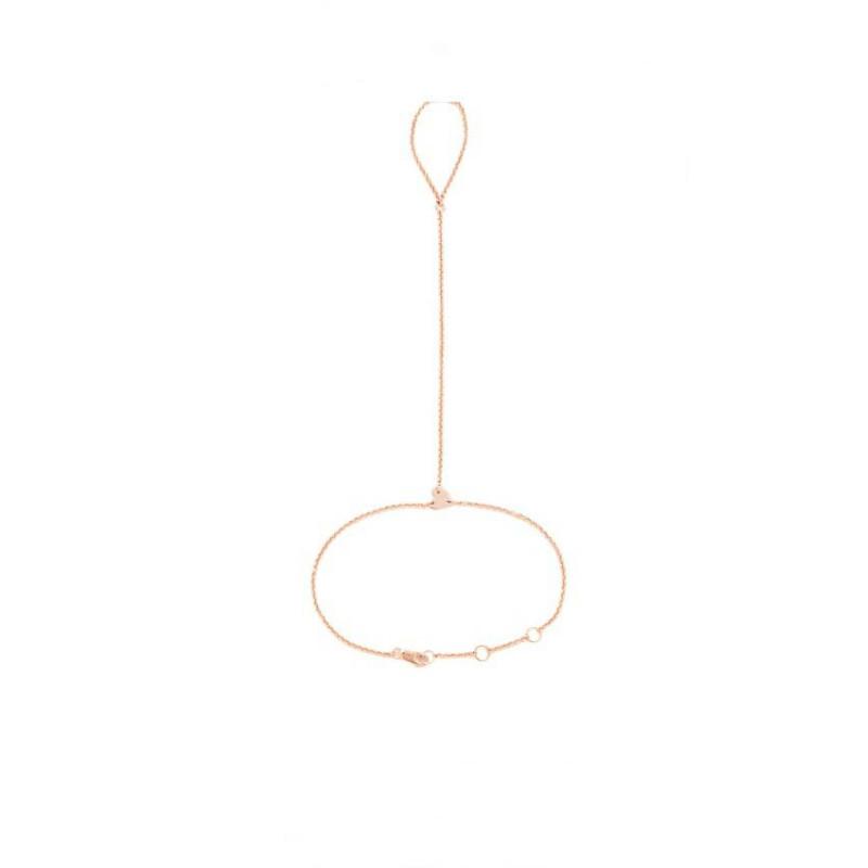 Браслет из ювелирного сплава с кольцом на средний палец