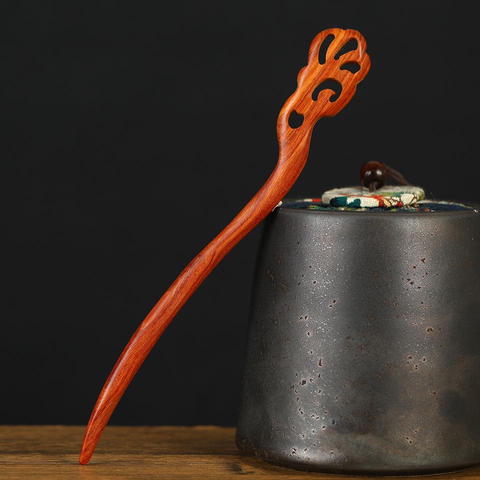 Заколка из красного сандалового дерева для прически-пучка: Элегантный древнекитайский стиль