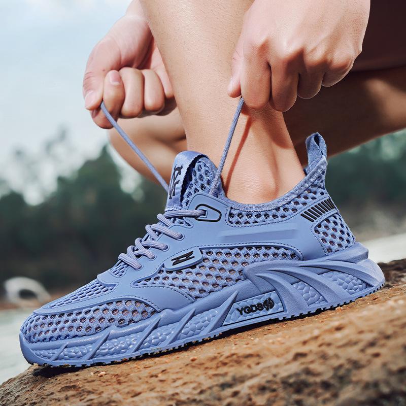 Summer Outdoor Sports Shoes Men's Shoes Large Mesh Breathable Mesh Shoes Wading Shoes Beach Creek Shoes Men's Casual Shoes