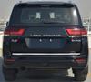 Toyota Land Cruiser 2021+ Хромированная отделка багажника — Акцент на задней двери — Деталь задней части автомобиля премиум-класса — Усилитель блеска