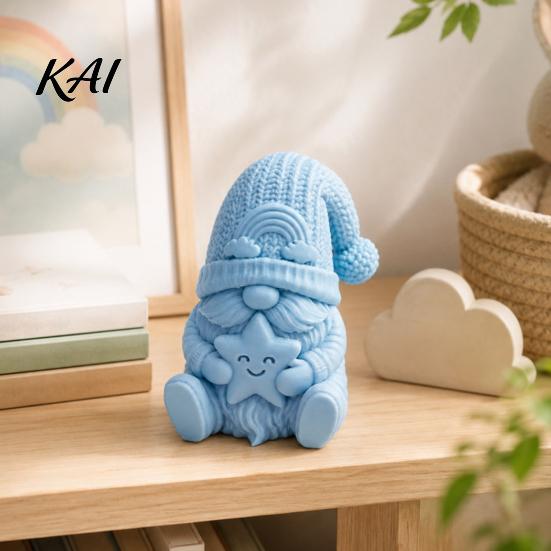 Cute Faceless Dwarf Figurines 3D Printed Gnome Figurine Holding Smiling Star, Statue with Star Knit Hat, Christmas Tabletop Ornament for Shelf