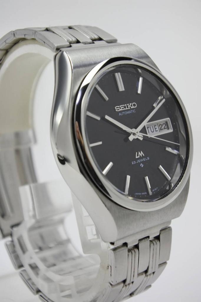 Известные автоматические часы SEIKO Lord Matic 23 1975 года выпуска, изготовленные на заводе Suwa, недавно обслужены и находятся в отличном состоянии, японского производства 5606-8090