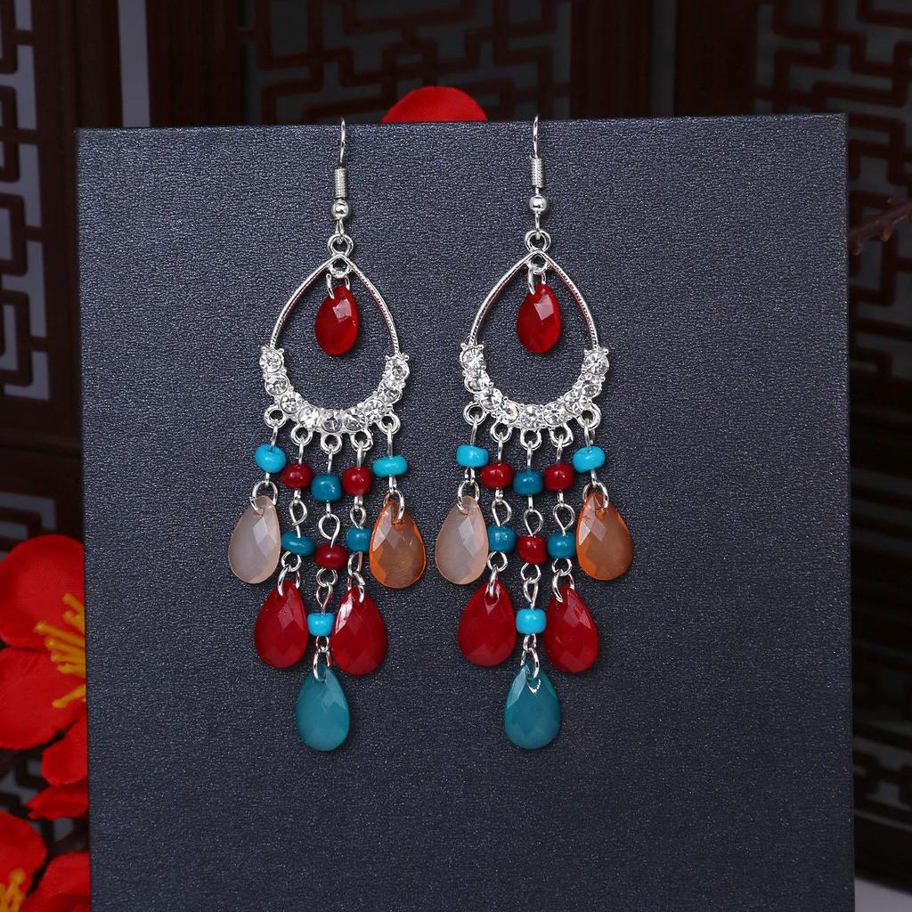 Серьги-кисточки с рисовыми бусинами и каплями воды в стиле бохо - этнический стиль, яркая индивидуальность