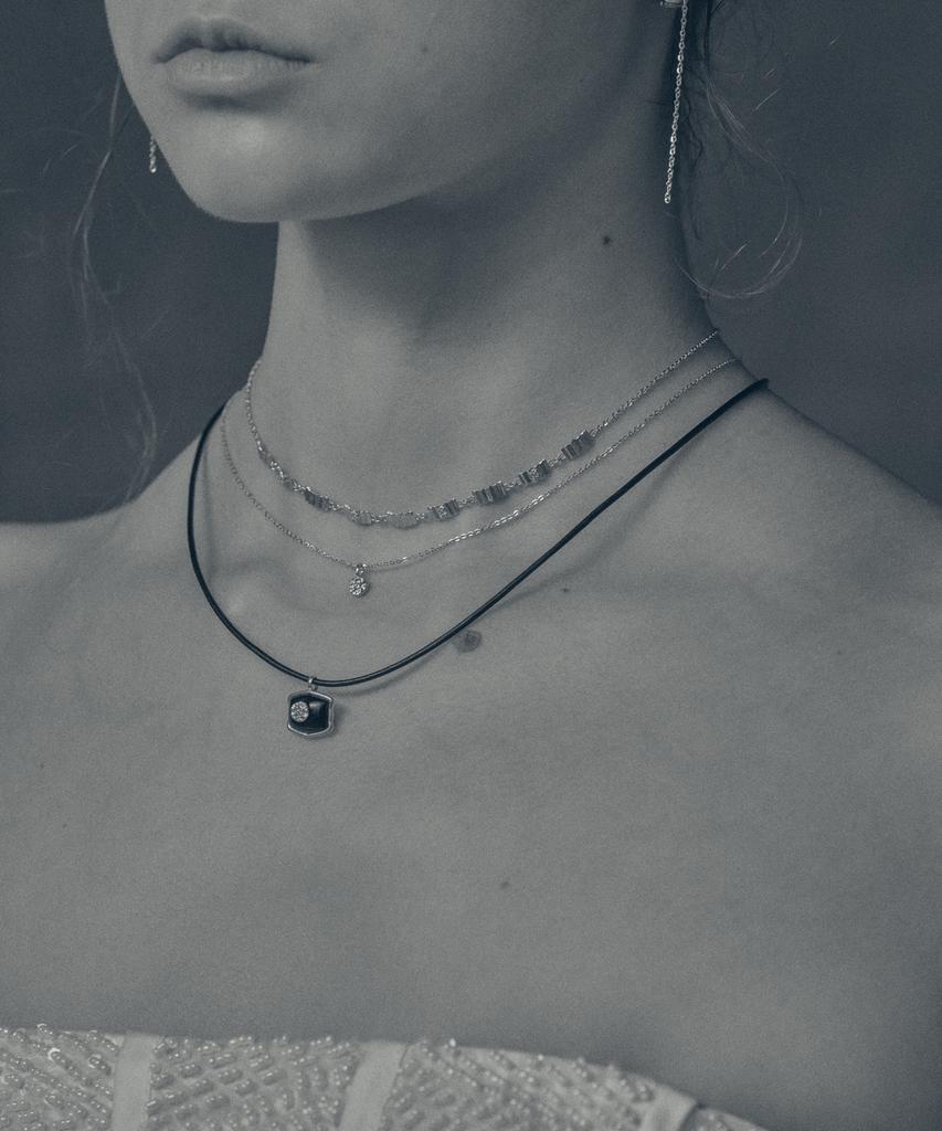 Fademine Black Coat Of Arms Leather Necklace