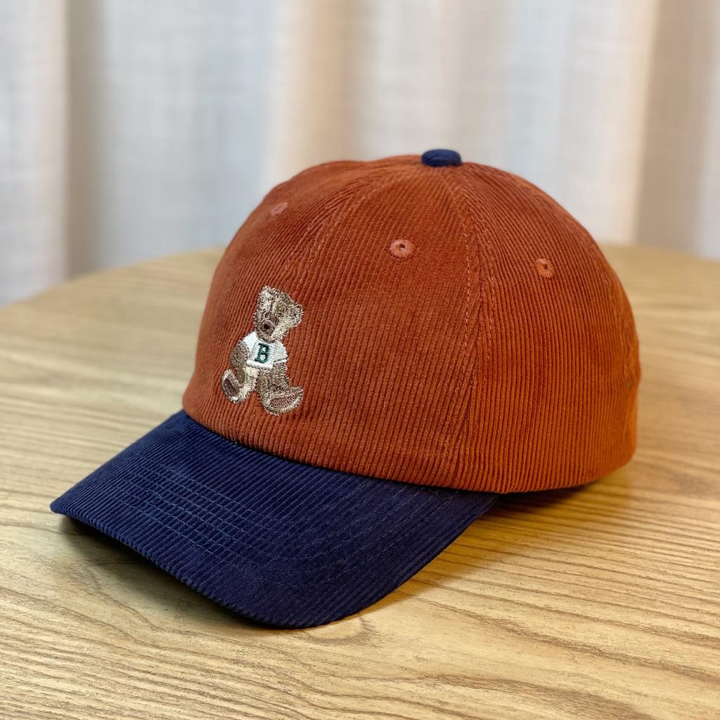 Korean-style new corduroy baseball cap for women, summer sun protection Cute teddy bear embroidered baseball cap that makes the face look smaller,
