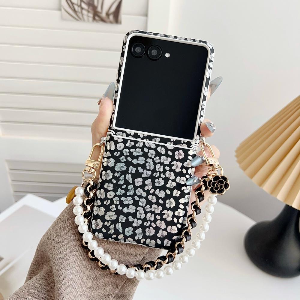 Laser Leopard Print Lanyard Phone Case For Samsung Galaxy Z Flip 8 7 6 5 Flip7 FE Foldable Bracelet Shockproof Protective Cover