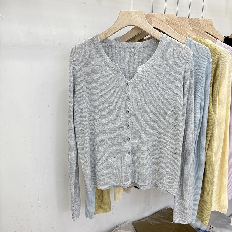 2024 Женский легкий кардиган из шерстяного трикотажа: Мягкая защита от солнца с длинным рукавом для весны/лета