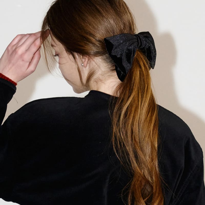 The other one from min Velvet Ribbon Hairpin