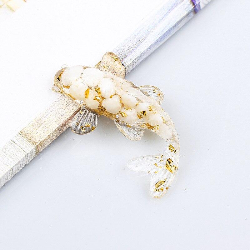 Creative Artificial Fish Turtle Dolphin Jewelry Beautiful Koi Fish Turtle Dolphin Natural Crystal Fish Table Car Home Decoration Gift for Friends