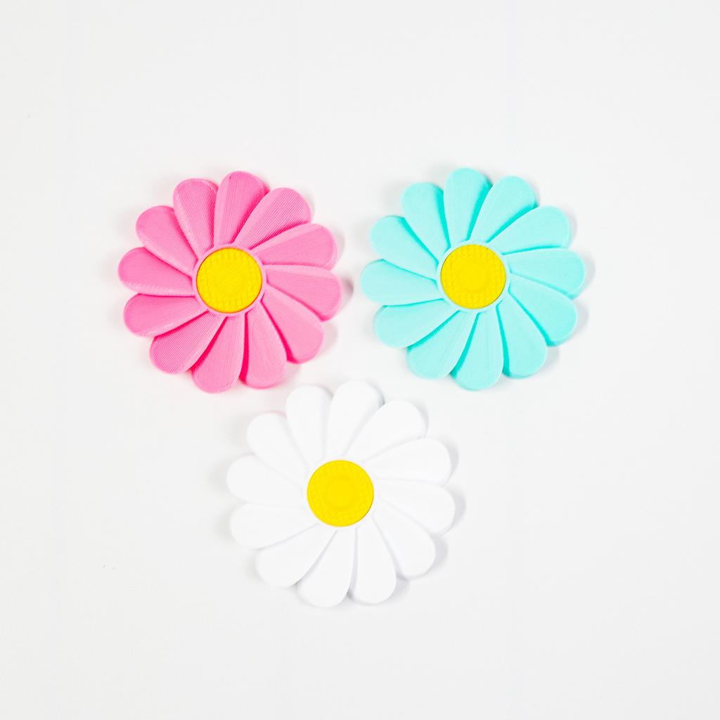 3D Printed – Colorful Rotating Flower Toy for Stress