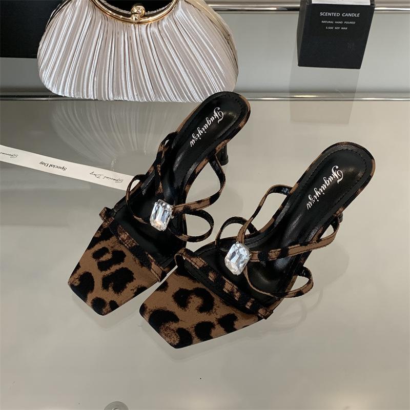 2025 summer new rhinestone thin belt sandals summer new square head sexy open toe wear high heeled sandals