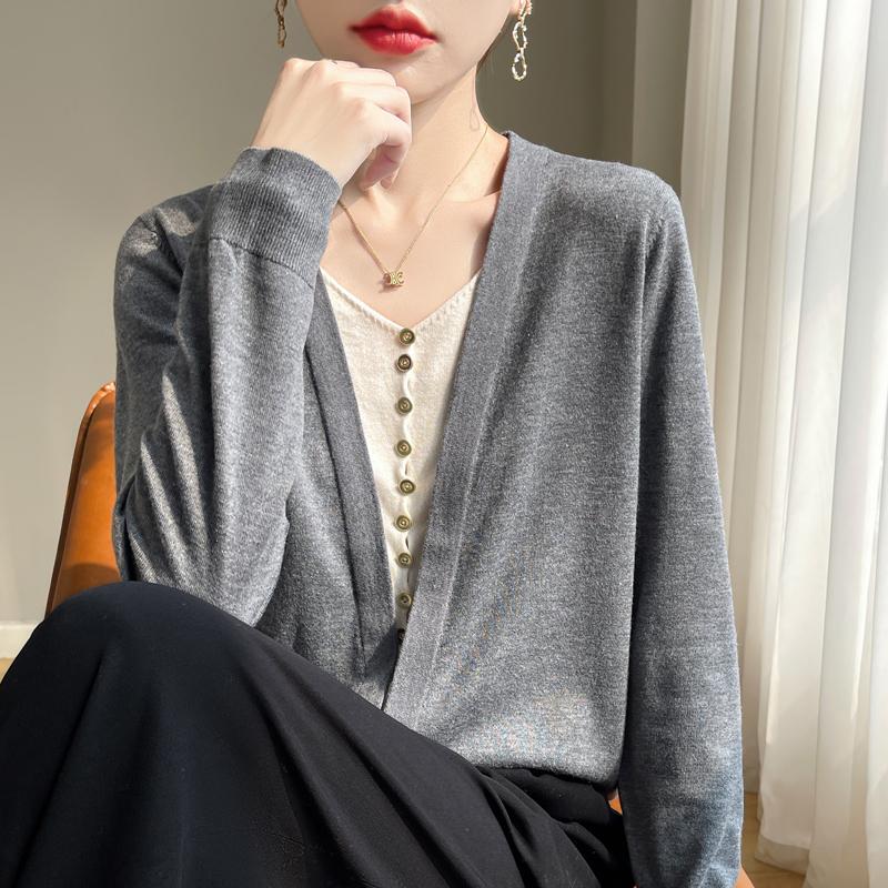 Женский свитер из камвольной шерсти из тутового шелка, кашемир Цинхэ, 50% шерсть, 50% тутовый шелк, зимний вязаный пуловер, осенний свитер, кашемировый свитер