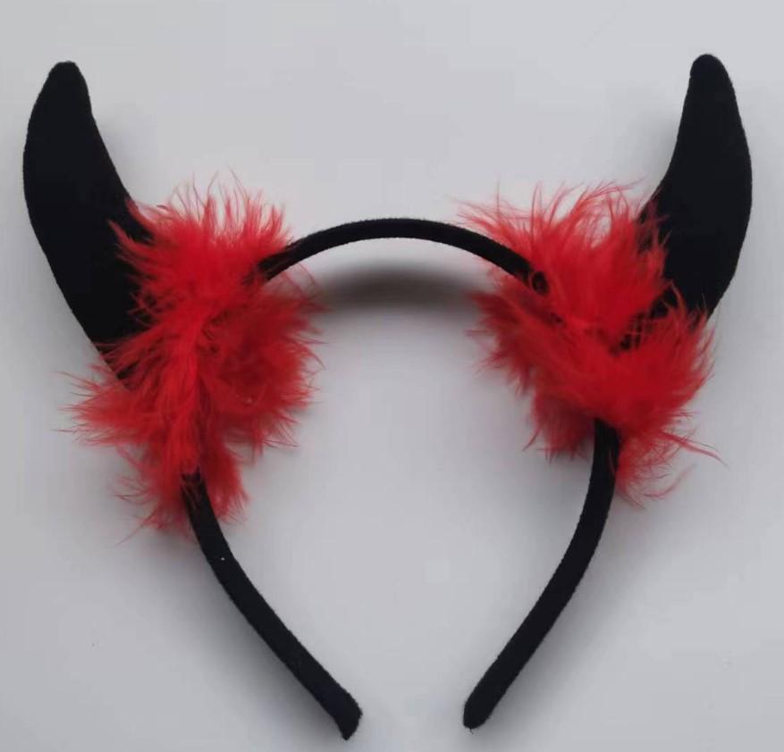 Золотой блестящий головной убор с дьявольскими рожками из пайеток для рождественского и хэллоуинского выступления.