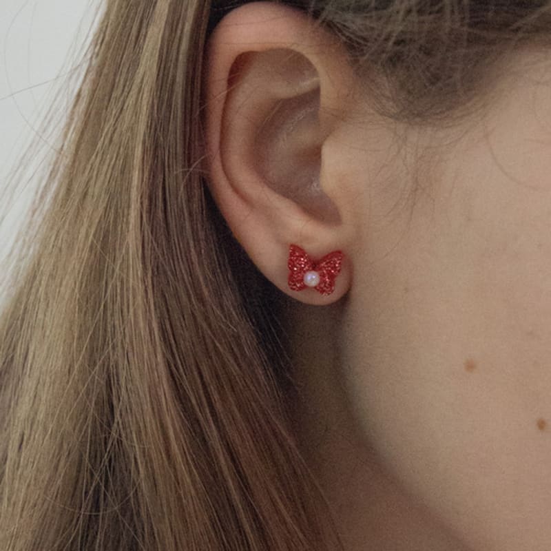 MERRYMOTIVE Shining pearly butterfly earring (7color)