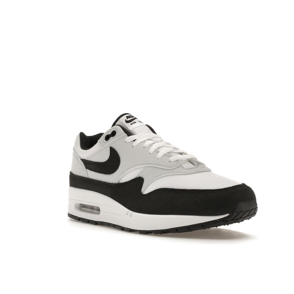 air max 1 white and black