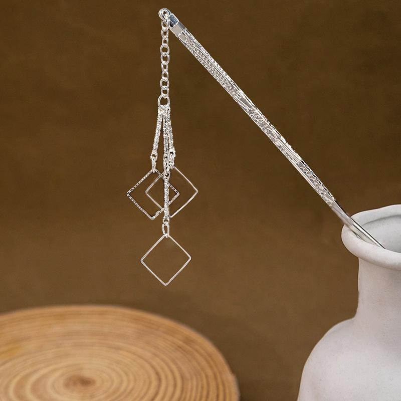 Miao Geometric Hollowed Out Step Shaking Tassel Hairpin Vintage Peacock Tassel Ancient Wind Cheongsam Cheongsam Hanbok Hair Ornaments