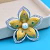 New Arrival Baroque Style Cubic Zirconia Flower Brooches For Women Elegant Wedding Fashion Jewelry Winter Pin