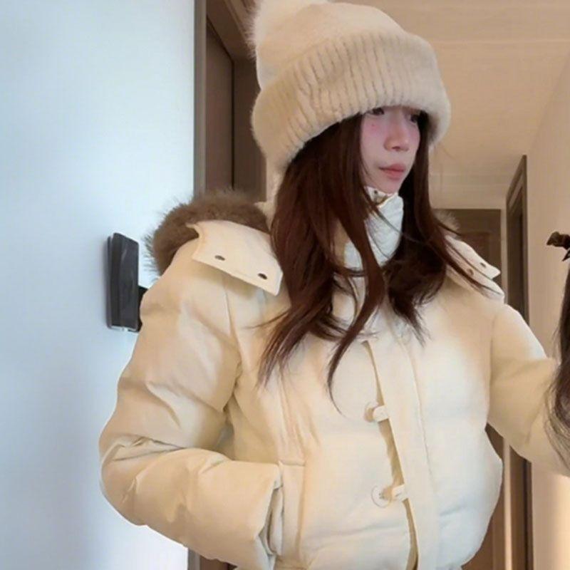Sweet and Stylish Women Winter Short Puffer Jacket Thickened Warm Coat Youthful Big Fur Collar Design