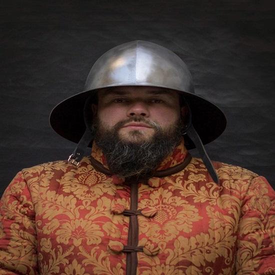 Средневековый шлем-котелок: Часовня де Фер XIV века, LARP доспехи SCA