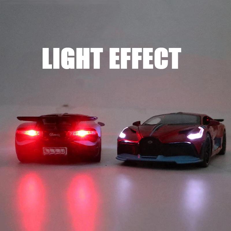 1/32 Bugatti BGT Divo Моделирование Металлическая Игрушечная Машинка Литые Игрушки и Игрушечные Транспортные Средства Модель Украшения Миниатюрные Игрушки Для Мальчиков Рождественский Подарок