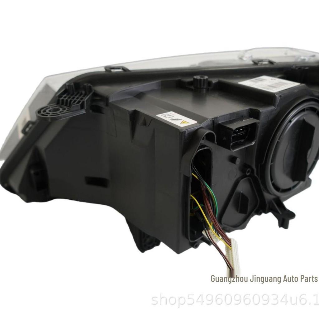 Совместимые ксеноновые фары для BMW X3 F25 (2011-2013) - 63117276991/92.