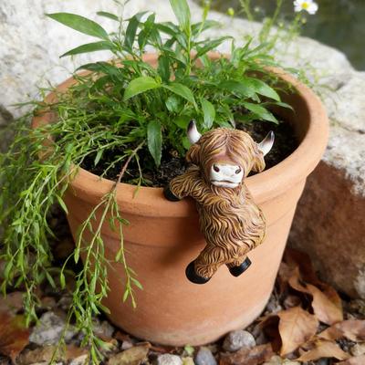 Статуэтка высокогорной коровы Yousheng, маленькая корова из смолы, горшок-кашпо, подвеска, лазающее животное, обниматель цветочного горшка для сада, патио, забора, лужайки, двора, цветочный горшок