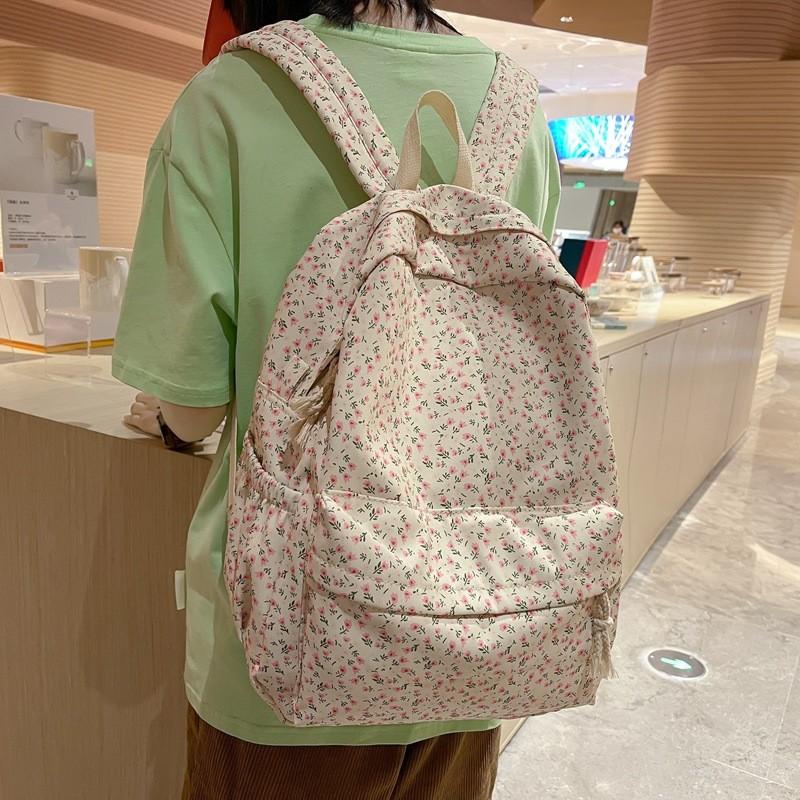 Small Tulip And Floral Pattern Student Leisure Backpack