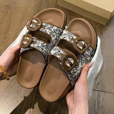 Универсальная платформа тапочки Birken женские лето 2025 новинка супер огонь крутые тапочки женские плоские пляжные сандалии Birken