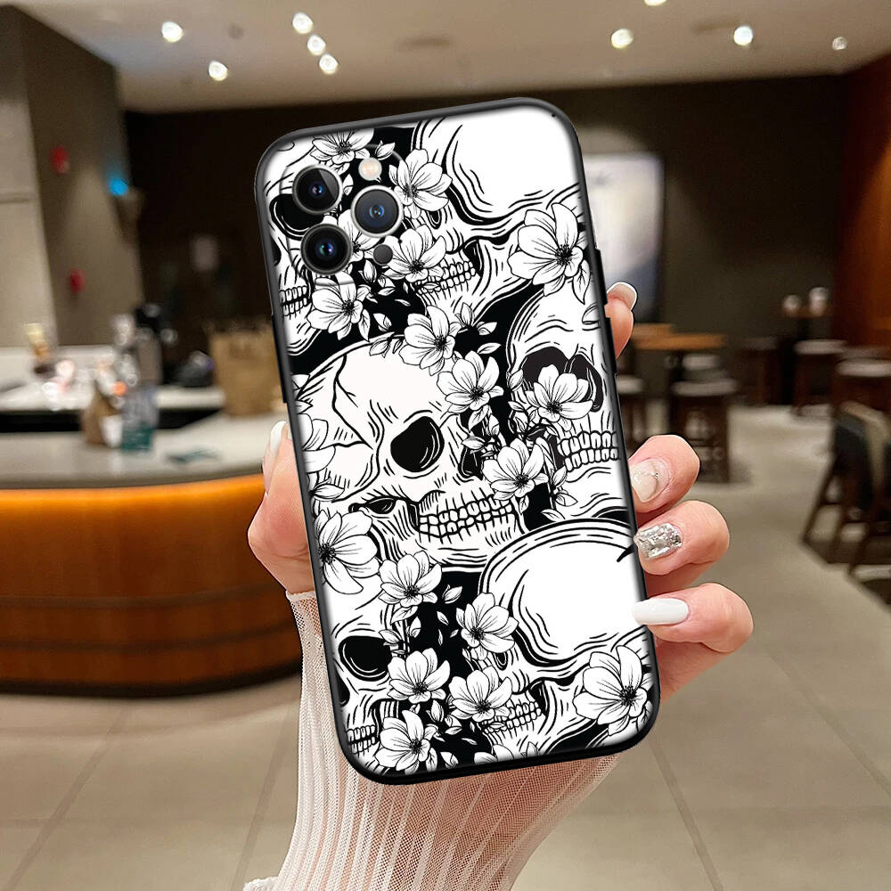 Skeleton Skull Case for Samsung A06 A35 A25 A24 A15 A05S A05 M55 M35 M15 A02 A12 A13 A10 A16 A20 A30 A22 A31 A32 A33 A42 A50