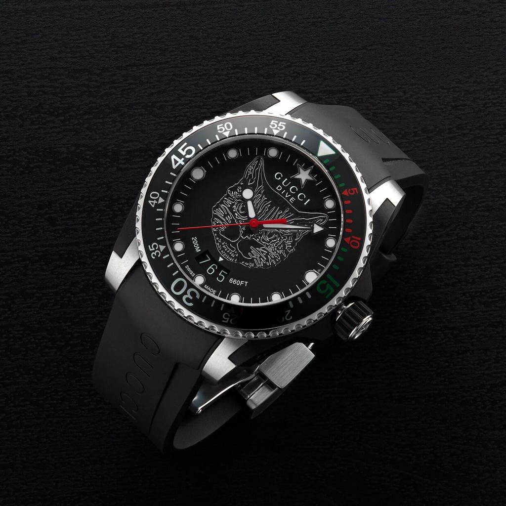 Gucci Часы женские Dive ya136320 40 мм