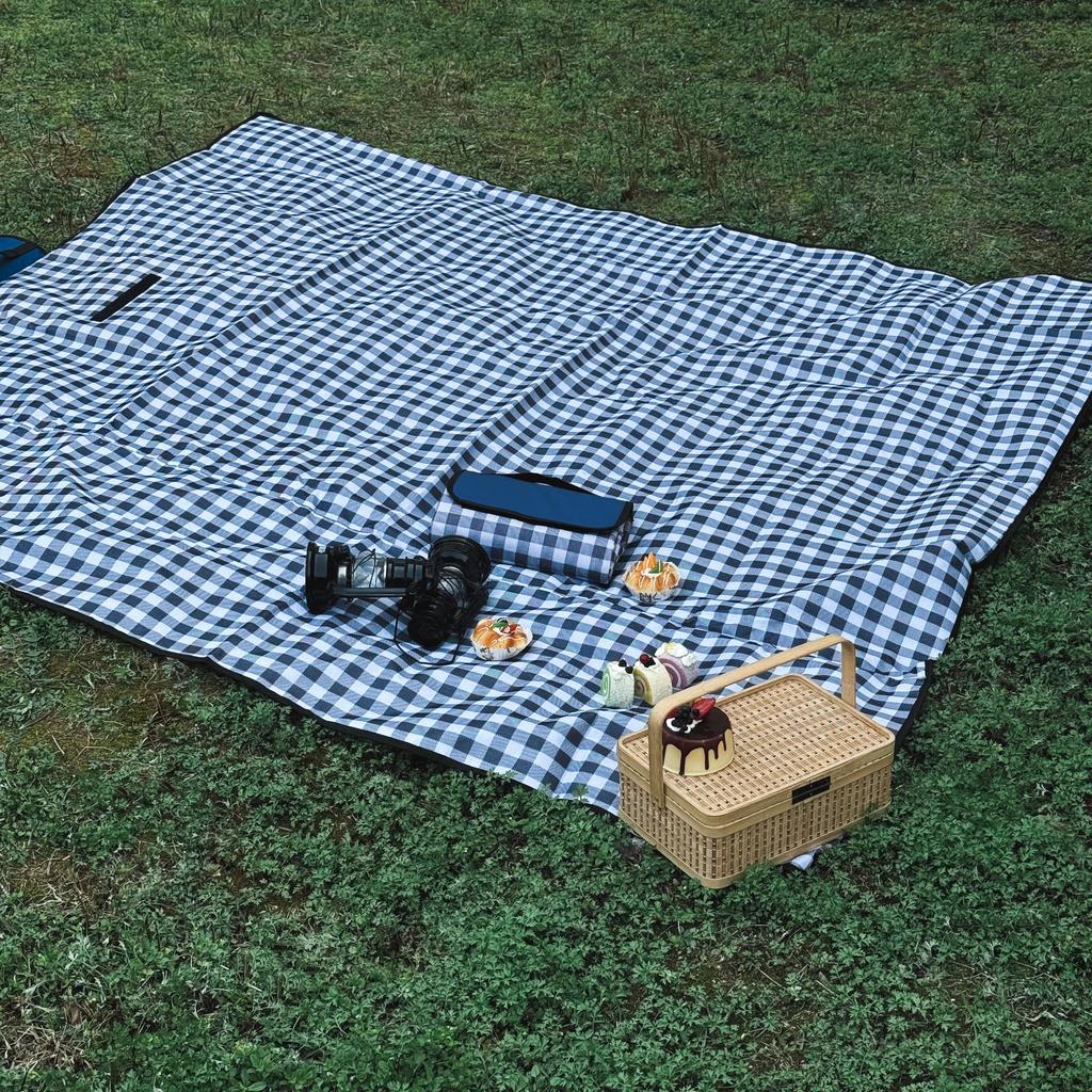 Extra Large Outdoor Foldable Portable Sand Proof Waterproof Picnic Beach Mat Blanket Rug Camping