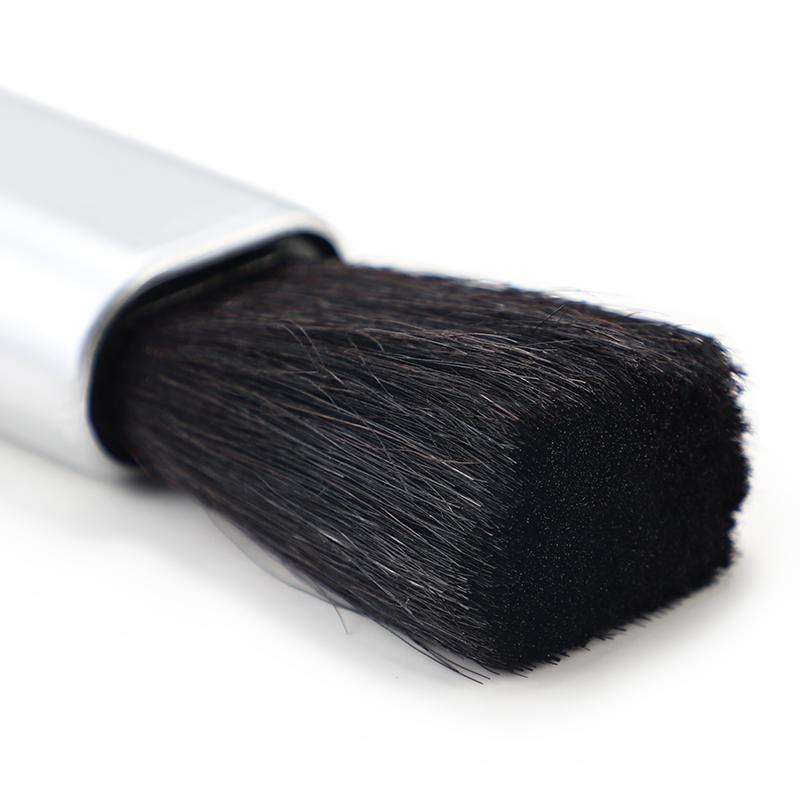 Car Interior Cleaning Tools Retractable Soft Wool Brush For Volvo EX30 XC60 XC40 V60 V40 XC90 XC70 V50 S60 V70 S90 Olestar AWD