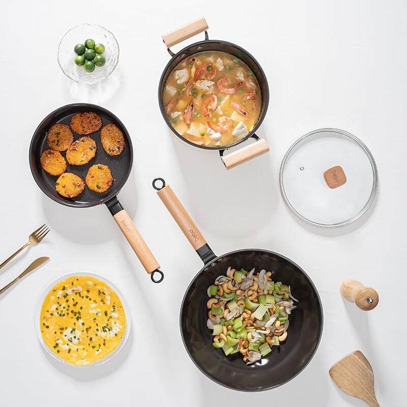 DeBo Osborne Cookware Set