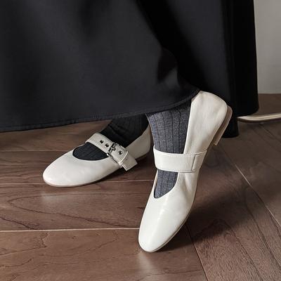 Серия Мэри Джейн~ Однословные туфли из овчины на плоской подошве 2025 весна наступающие на дерьмо туфли Мэри Джейн на мягкой подошве серебристого цвета