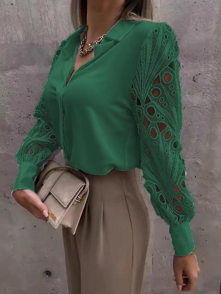 Женская блузка свободного кроя с кружевной вставкой и ажурным узором, 2024