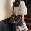 Light Luxury Bag Women's New Casual Fashion Versatile Tote Bag Commuter Large-capacity Chain Shoulder Bag
