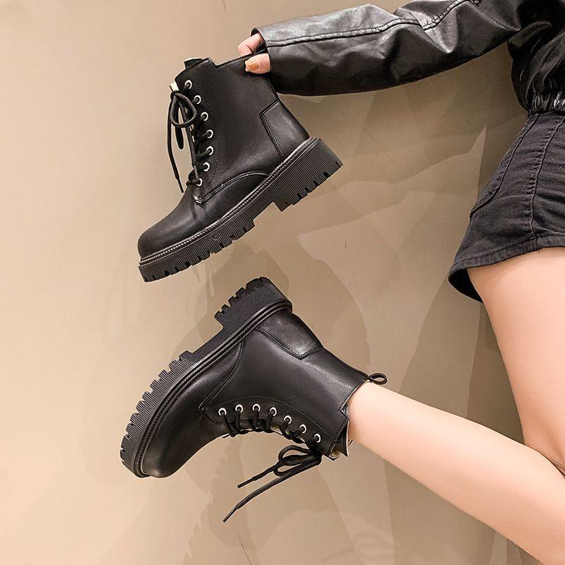 Британские ботинки Мартин женские 2025 осень и зима новые ретро на толстой подошве бархатные модные универсальные популярные женские ботинки