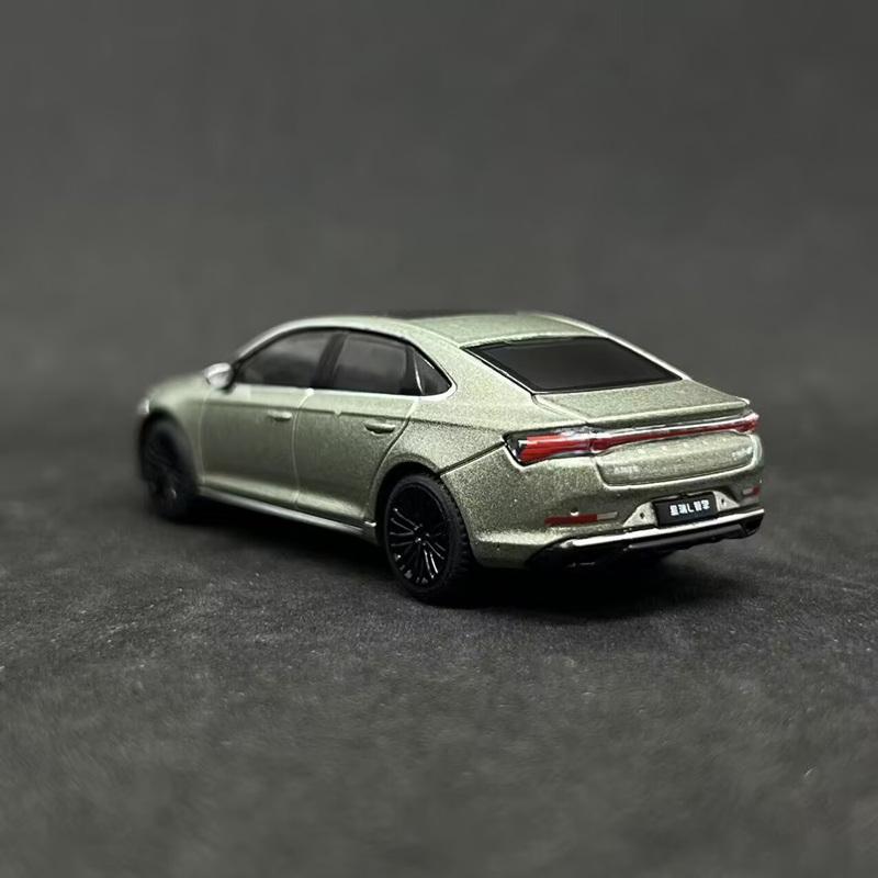 Ббураго 1:64 Geely Preface Coupe Сплав Люкси Модель Машины Литье под Давлением Металлические Транспортные Средства Модель Машины Симуляция Миниатюрный Масштаб Детская Игрушка Подарок
