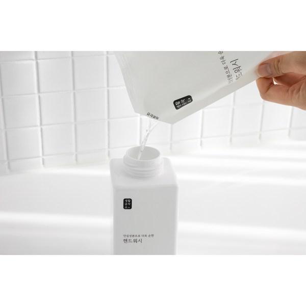 Мыло для мытья рук Living Workshop с ароматом зеленого винограда Контейнер 520 мл x 2 шт + сменный блок 400 мл x 2 шт, набор, 1 комплект