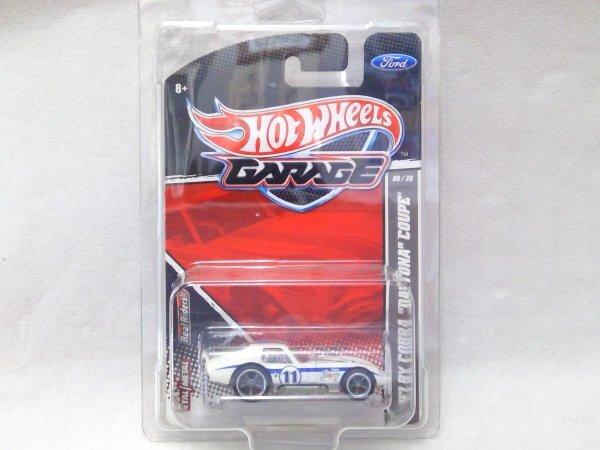 Hot Wheels Гараж Shelby Cobra Daytona Coupe