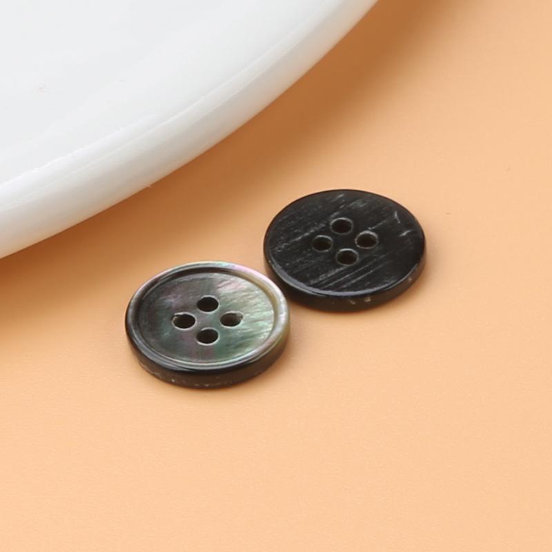 Мужские и женские высококачественные черно-белые пуговицы для рубашек – круглый аксессуар для кардигана